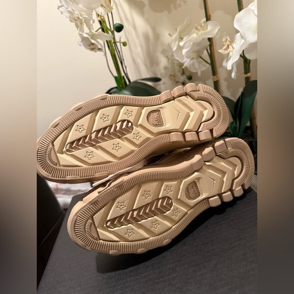 Sorel Boots nwt size 8 - Picture 9 of 12